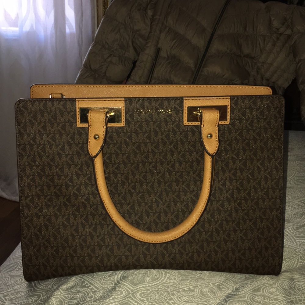 MICHAEL KORS HANDBAG PURSE